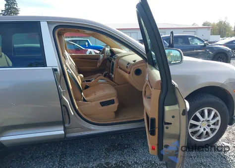 2008 Porsche Cayenne из США, поврежденный, VIN WP1AA29P38LA26565